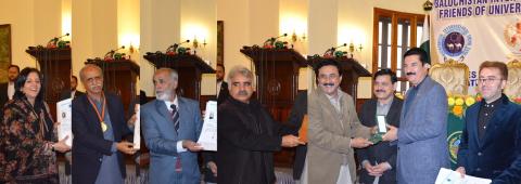 Faisal Karim Kundi distributes awards among Khyber Pakhtunkhwa journalists